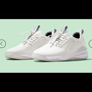 Clove white shoes USED still in great condition